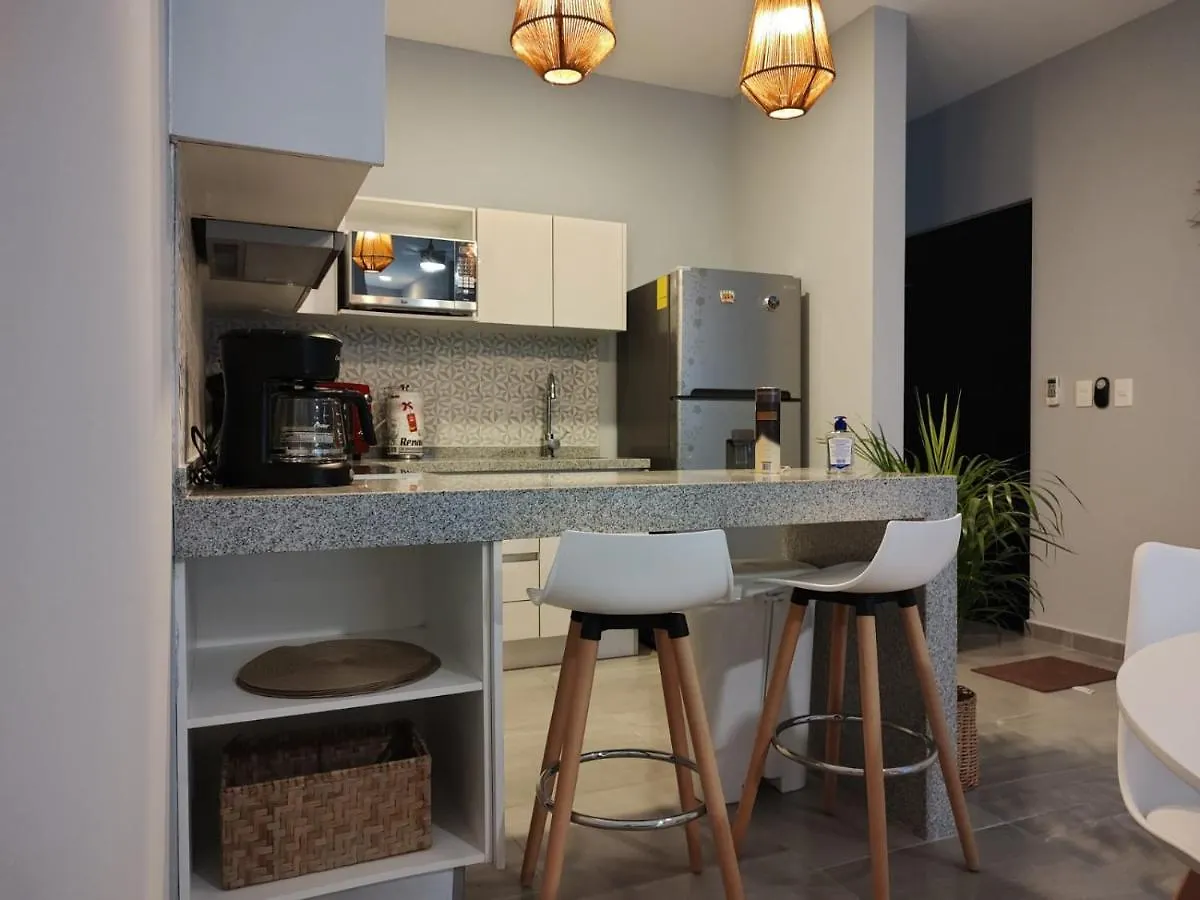 신데 델 카르멘 Amaite Living 아파트 0*, 신데 델 카르멘